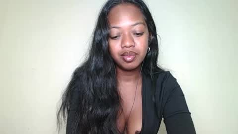 rochellinah online show from May 22, 12:34 pm