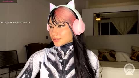 Samantha Estephania  online show from November 25, 2:10 am