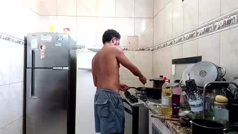 rockmaiaa online show from November 18, 6:55 pm