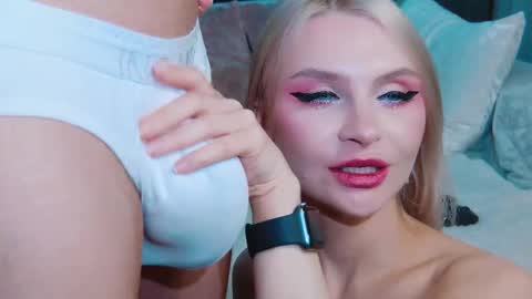 Lina and Den online show from November 24, 6:34 am