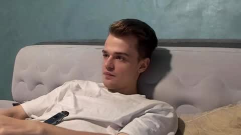 taylor fox online show from November 15, 6:20 pm