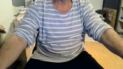 rolandloser1000 online show from January 16, 4:50 pm