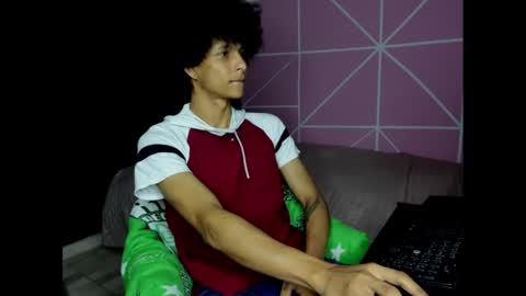 rolling_05 online show from November 18, 4:37 am