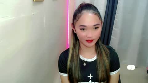 empress online show from June 30, 8:40 pm