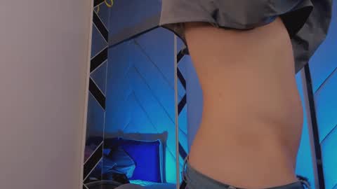 Romeo Ricci online show from January 13, 3:45 am