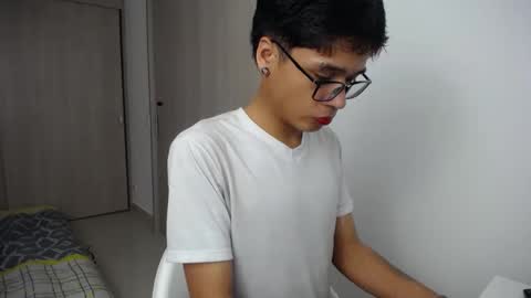 Ronald online show from April 2, 4:53 am