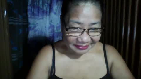 rosebelle66 online show from December 4, 8:52 pm