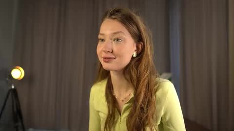 Snapshot of rosellegaeta chatting on October 26, 4:24 am Elsa online show from October 26, 4:24 am