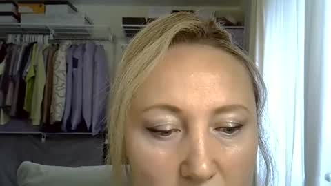 rosemeonce online show from June 1, 2:51 pm