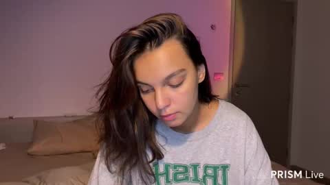 Roshelle online show from December 20, 5:53 pm