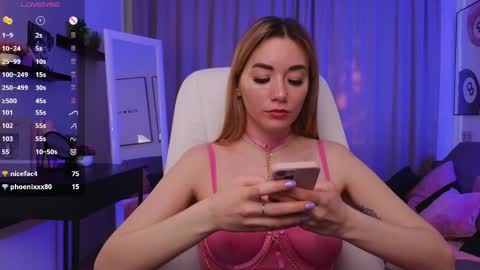 Rosie online show from May 25, 2:28 am