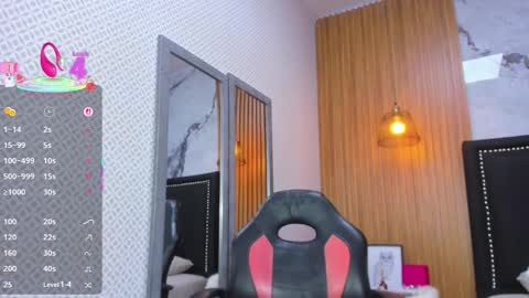 ROSSI online show from November 19, 7:56 pm