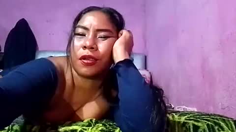 Snapshot of rosmerynava chatting on December 15, 3:34 am rosmerynavarro online show from December 15, 3:34 am