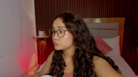 rossie_lanie_ online show from June 2, 7:16 pm