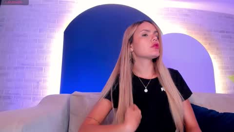 Rossie Rivers online show from March 2, 12:12 pm