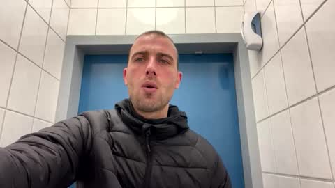 rotteei1 online show from November 28, 12:23 pm