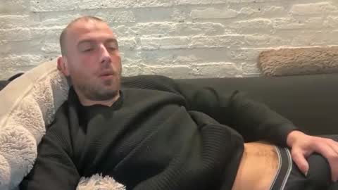 rotteei1 online show from March 29, 10:17 am