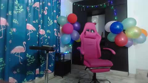 rous_kinky online show from February 26, 1:58 pm