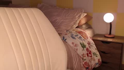 Rouss marie henao  online show from June 1, 1:51 am