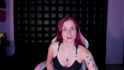 roussehills online show from December 4, 9:36 pm