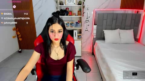 roussescoot online show from November 22, 2:43 am