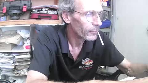 rover_ online show from February 13, 1:19 am