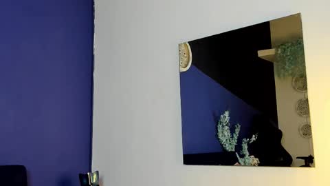 Rowan online show from December 5, 8:39 pm