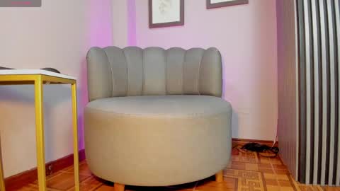  Roxanna  online show from June 5, 12:43 pm