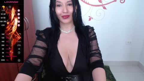 Roxanne Summers online show from May 23, 3:52 pm