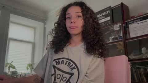 Roxie online show from March 25, 11:28 am