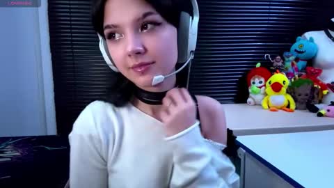 Hana online show from October 19, 1:38 pm