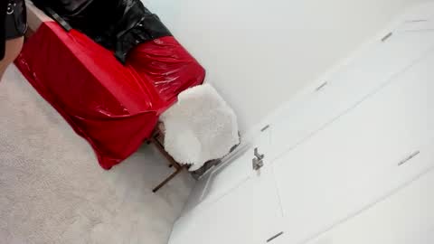 Roxy online show from March 26, 3:28 pm