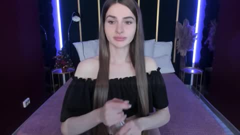 Roxy online show from December 22, 10:00 am