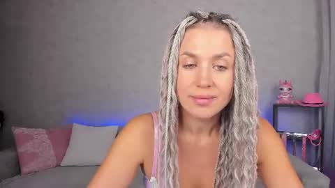 Roxy online show from June 25, 5:12 am