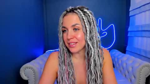 Roxy online show from February 3, 6:40 am