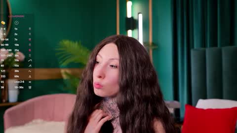 roxanne online show from March 6, 6:07 pm