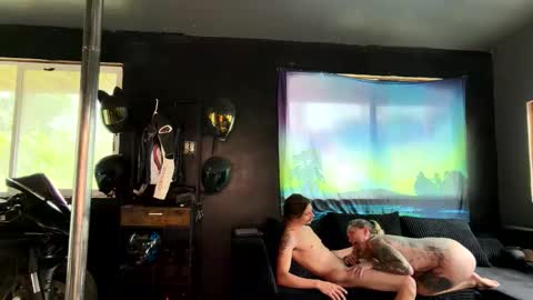 roxy_r6 online show from March 30, 11:27 pm