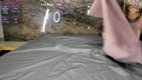 Roxy Sweett1 online show from March 22, 8:29 am