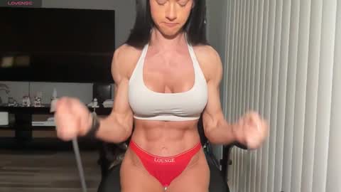 roxyheartley online show from December 22, 9:32 pm