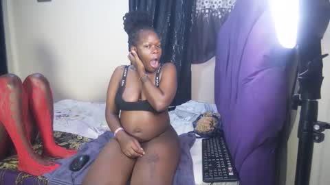 royal_charm online show from February 23, 10:01 pm