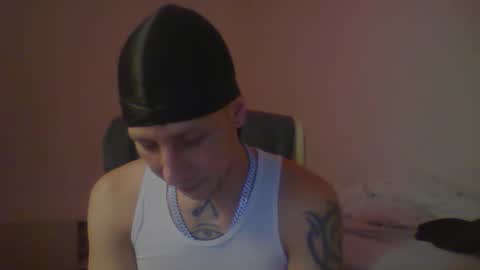 royalpapi12 online show from March 30, 7:58 pm