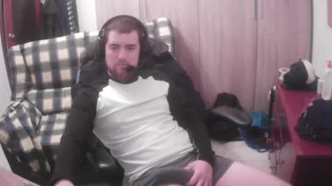 royer04 online show from February 13, 11:52 pm