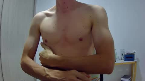 Roy online show from January 8, 11:43 pm