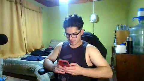 rpaulo25 online show from May 22, 5:58 am