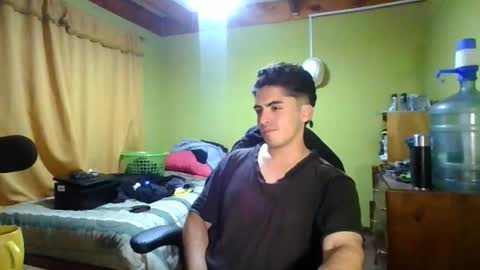 rpaulo25 online show from May 19, 4:52 am