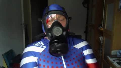 Snapshot of rubbgay chatting on December 25, 11:11 am Rubbgay online show from December 25, 11:11 am