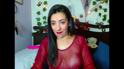 Snapshot of rubi_fox82 chatting on December 12, 4:15 am   online show from December 12, 4:15 am