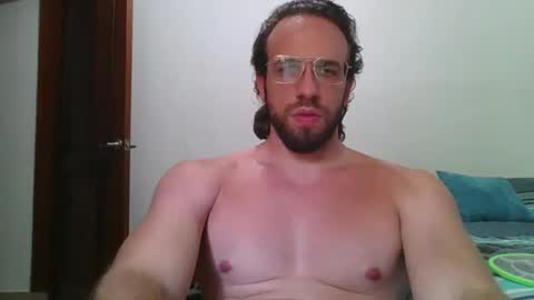 rubio121 online show from April 15, 6:00 pm