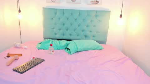 Rubii online show from February 9, 2:06 am