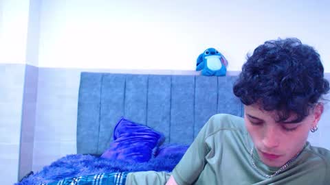 Ruby and Vanie online show from February 3, 11:19 pm